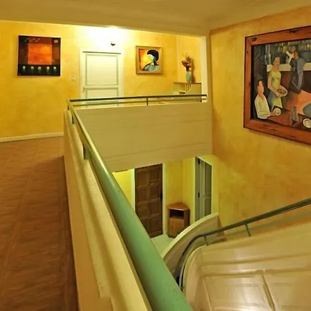 7 Bedrooms For 16 People In Languedoc Roussillon Feriehus